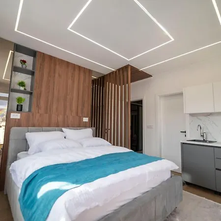 Lux Amina - Location & Stunning View Apartament *