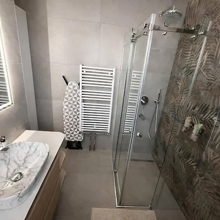 Lux Amina - Location & Stunning View Apartment Sarajevo